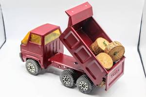 lot 4317 image: Vintage Tonka Maroon Pressed Steel Dump Truck 13203