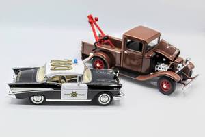 lot 4307 image: 1934 Ford Pickup Road Legends # 9225792259 118th Scale and 1957 Chevy Belair SS # 8403 124 Scale
