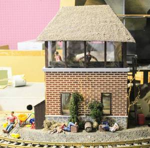 lot 4335 image: Model Train Operations Tower Kit - with people and accessories