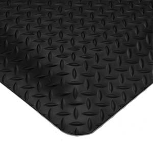 lot 128 image: Wearwell Diamond Plate Anti-Fatigue Beveled Mat 3 x 14