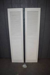 lot 52 image: Pair Mid America Siding White Vinly Shutters