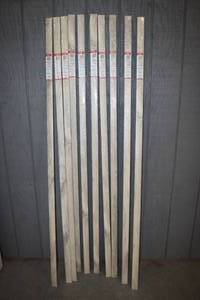 lot 84 image: 10 Pieces Vinyl T-Mold 72