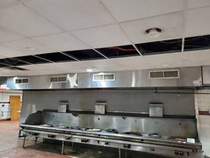 lot 4556 image: 18ft Exhaust Hood With Suppression System