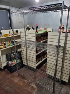 lot 4577 image: 6ft Metro Rack