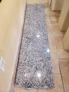 lot 4617 image: Granite Top