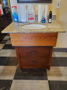 lot 4633 image: Granite Sink Basin With Cabinet