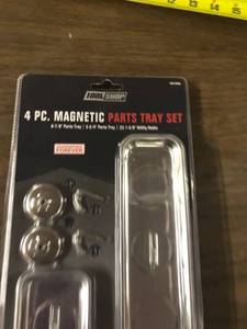 lot 9582 image: Tool Shop Magnetic Part Trays And Utility Hook Set - 4 Piece