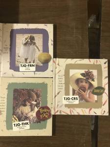 lot 9600 image: 3 ct gift books