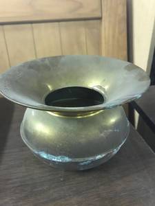 lot 9601 image: spittoon