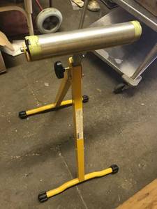 lot 9632 image: roller stand