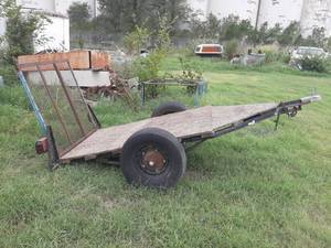 lot 1900 image: Small Trailer with Mesh Gate - 1-78 Hitch, 16 Tires - Needs Lights Wired - NO Title, No Paperwork