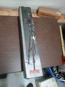 lot 1931 image: Solidex Vt-87hq Adjustable Video Camera Super Heavy Duty Panhead Tripod