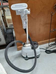 lot 1937 image: Home Touch Steamer