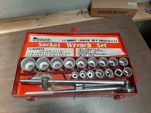 lot 1943 image: 21 Piece Socket Set - 34 Drive - SAE