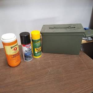 lot 1975 image: Ammo Box with Gun Cleaner and Oil