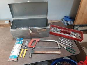 lot 3306 image: Toolbox and Contents