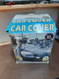 lot 3314 image: XL Car Cover
