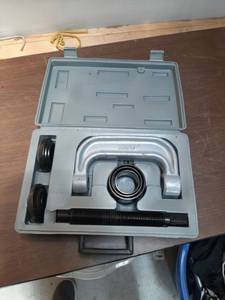 lot 3315 image: Bushing Press