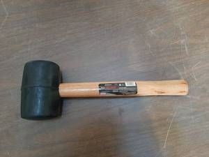 lot 3326 image: 24-oz Rubber Mallet