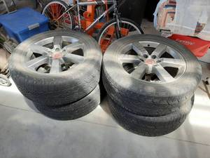lot 3344 image: Set of 4 Ford Alloy 20 Wheels with Tires