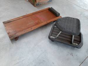 lot 3345 image: Creeper and Creeper Stool