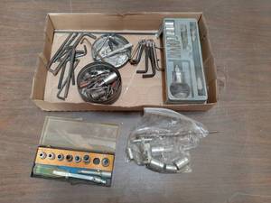 lot 3365 image: Assorted Bits and Hex Keys
