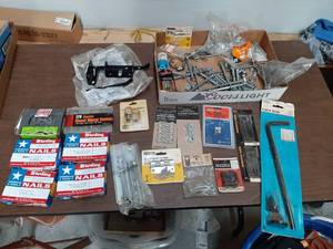 lot 3370 image: Assorted Hardware