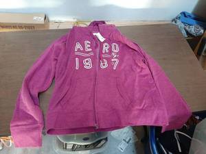 lot 3391 image: Hoodie with Zipper - Size XL
