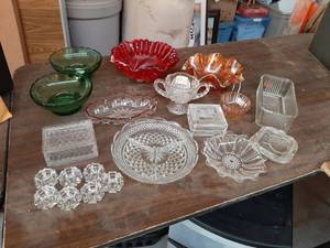 lot 3393 image: Assorted Glassware