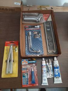lot 3415 image: Door Spring Tool and Distributor Clamp Wrench