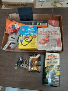 lot 3423 image: Battery Float Charger and Magnetic Parts Dish