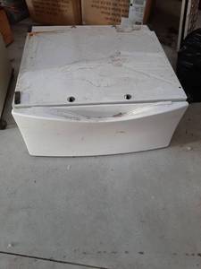 lot 3432 image: Laundry Pedestal with Drawer