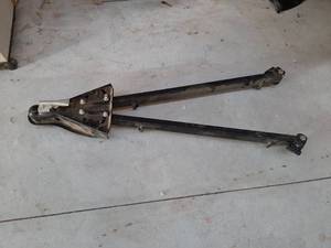 lot 3436 image: Towbar - as pictured, no other brackets available