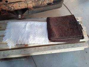 lot 3439 image: Brown Queen Size Bed Spread and Throw Blanket