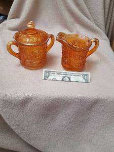lot 7079 image: Cream and sugar set