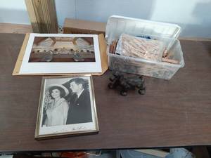 lot 6771 image: Metal Dog, JFK Picture and Clothes Pins