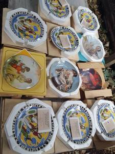 lot 6252 image: 11 collectible plates