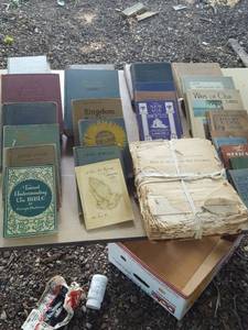 lot 6262 image: Assorted books