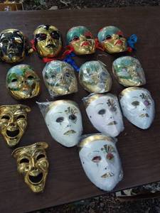 lot 6286 image: Brass mask, small, approximately 5  6 inch