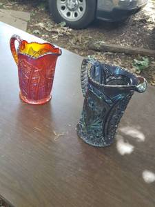 lot 6288 image: 2 Carnival Glass pitchers