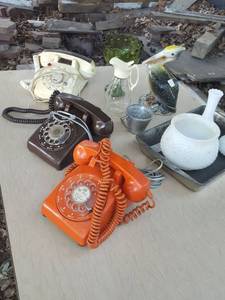 lot 6306 image: Rotary dial phones and decor