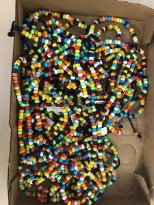 lot 6348 image: lot of beads on strings