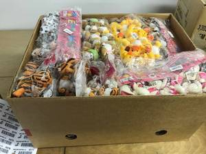 lot 6360 image: approx 30 dozen assorted stuffed animal keychains