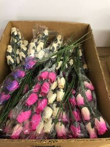 lot 6368 image: Approx 40 artificial floral bouquets