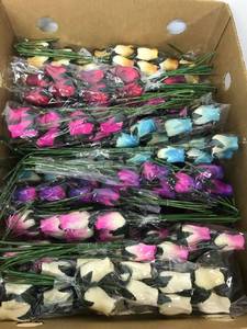 lot 6395 image: approx 42 assorted fake rose bouquet