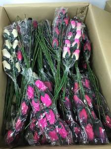 lot 6406 image: approx 40 assorted fake floral bouquets