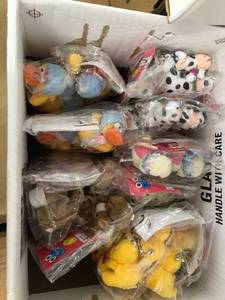 lot 6437 image: 10 dozen assorted stuffed animal keychains