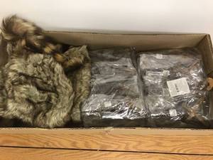 lot 6443 image: approx 20 slingshots, 5 coon skin hats