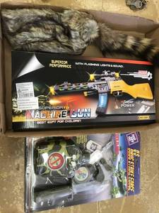 lot 6445 image: 3 toys
