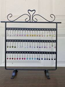 lot 6496 image: earring display with 30 pairs